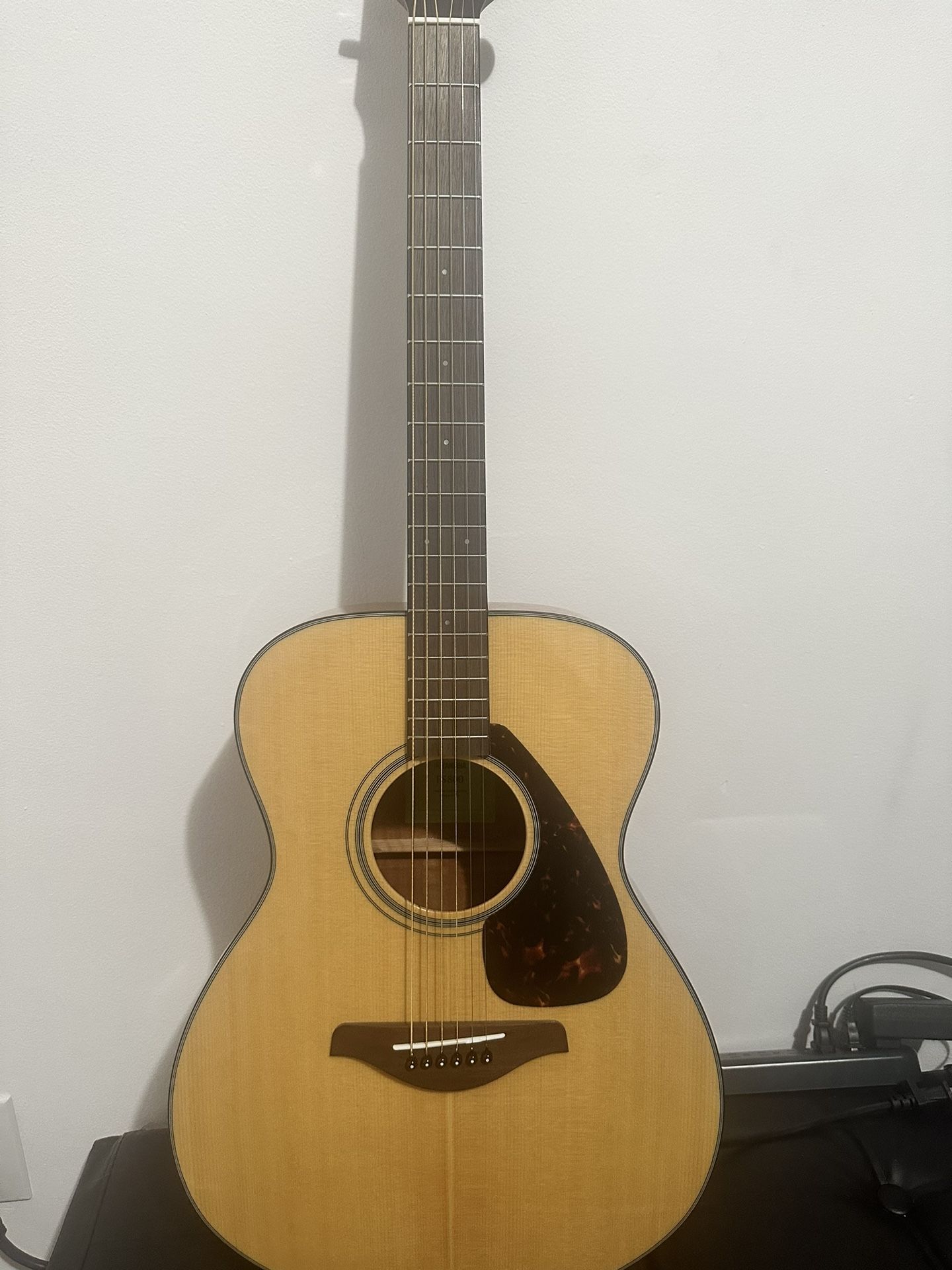 Yamaha Guitar F800