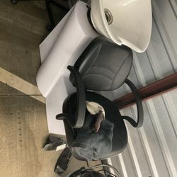 Solon Hair Sink And Chair