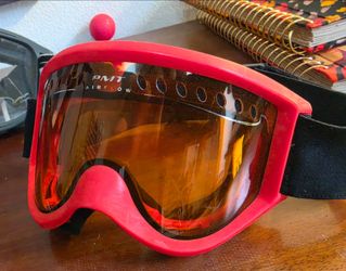 PMT Airflow Ski & Snowboard Goggles – Amber Lens – Red Frame
