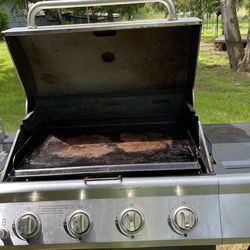 Casting Iron Grill With Barbecue Stove
