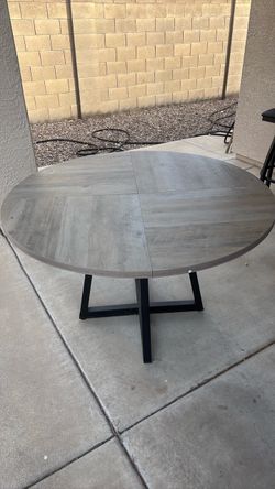 Round table