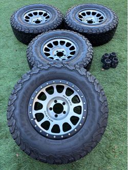 Jeep Wrangler Jeep Rubicon Sahara gladiator wheels and tires