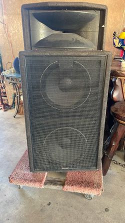 Pair of speakers PV