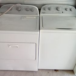 WHIRLPOOL WASHER AND DRYER SET 