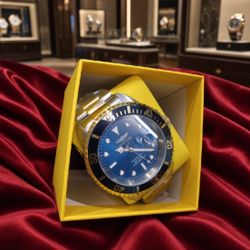 The Invicta Pro Diver 36077 Quartz