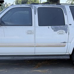 2004 Chevy Suburban 1500 