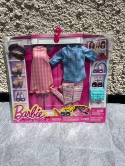 2015 Barbie Fashion Pack