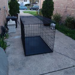 Brand New Folding Metal Dog 🐕 Cage With Tray 