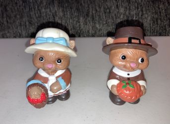 Pilgrim salt and pepper shakers (obo)