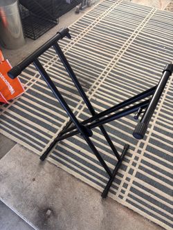 Piano Stand