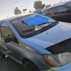 for partes 2001 Toyota Corolla 