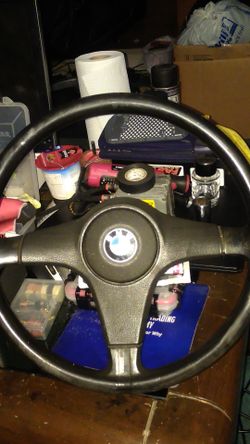 BMW E30, E28 Sport Steering wheel with working Bmw horn.