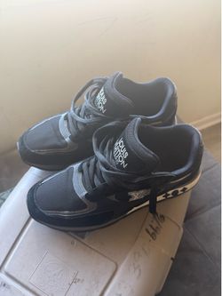 Louis Vuitton Shoes Size 11