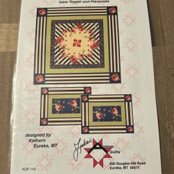 Dining Duo Table Topper And Placemats Pattern