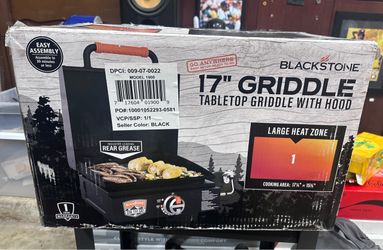 NEW IN BOX - Blackstones 17” On The Go Flat Top Griddle with Hinged Hood