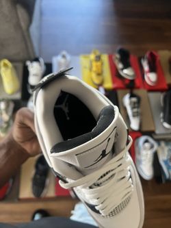 Military 4s 