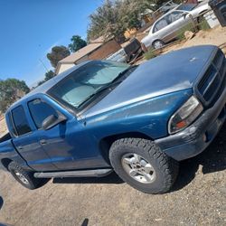 2002 Dodge Dakota Rwd