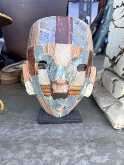 Mask Decor
