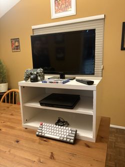 PS4 Gaming Set Up Bundle (everything Shown Included)