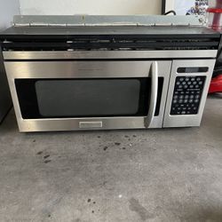 Over the Stove Microwave - Frigidaire 