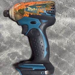 Makita XDT01 (18V LXT Impact Driver)