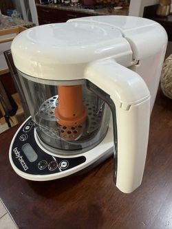 Baby Brezza food Maker deluxe