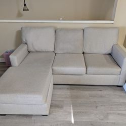 Couch, excellent condition.