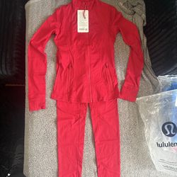 Lululemon active wear set