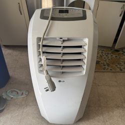 LG Portable Air Conditioner 