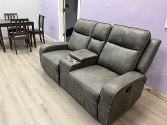 New Recliner Sofa Or Loveseat On Sale Now