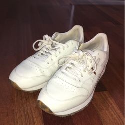 Reebok Classic Men’s Cream Shoes (limited Edition)