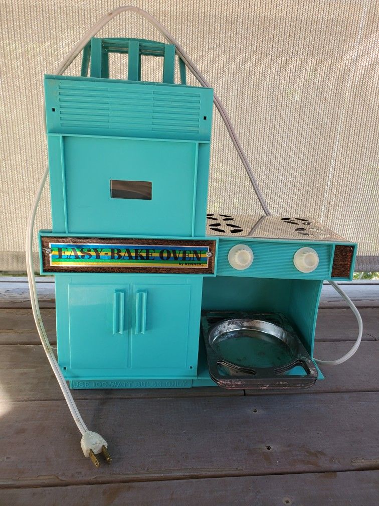 Vintage Easy Bake Oven