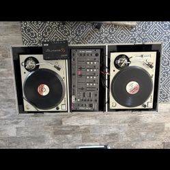 Two Techinic 1200’s