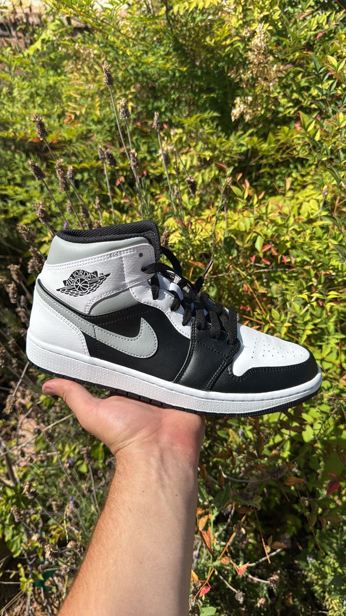 Jordan 1 Mid White Shadow Size 9.5 Men Brand New