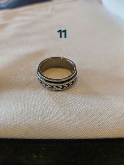 Men's ring