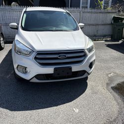2017 Ford Escape SE Sport Utility 