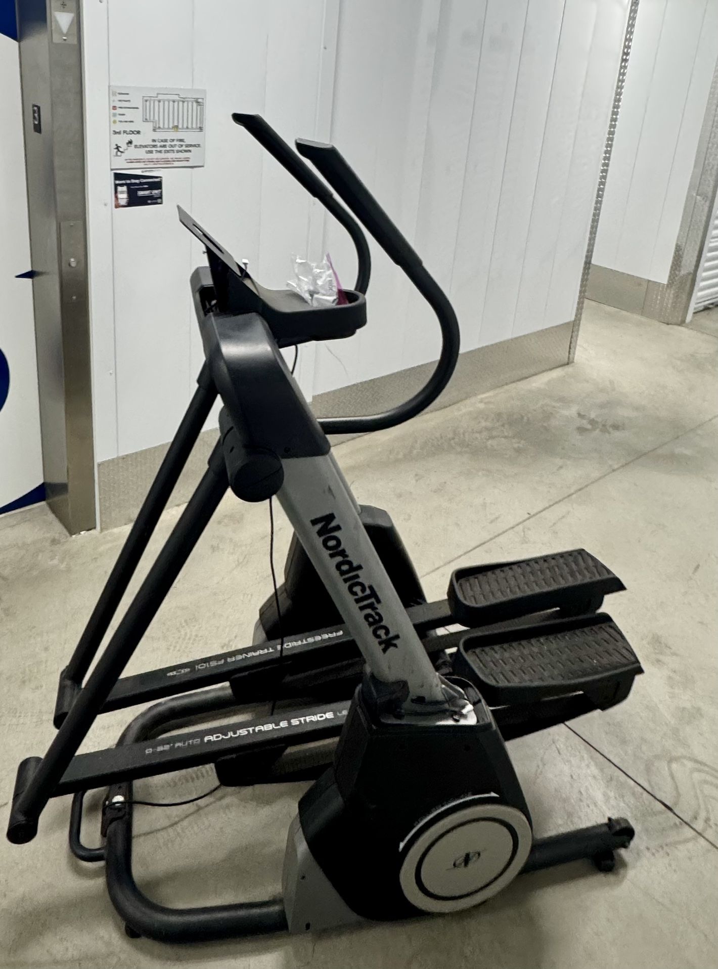 NordicTrack FS10i FreeStride — NTEL71320.6 — Missing Console — $150 OB