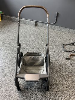 Nuna Baby Stroller with baby carrier and toddler seat