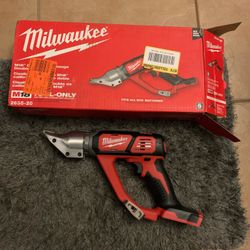Milwaukee 2635-20 18V Shear Tool Red (Tool Only)