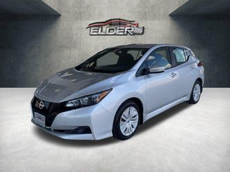 2025 Nissan LEAF