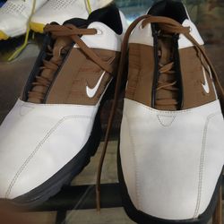 Nike Mens Size 12 Saddle Soft Spikes Golf Sneakers