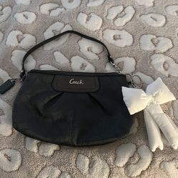 Vintage wristlet coach 