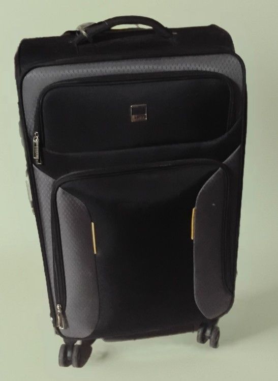 Luggage. 1 Lucas Select Expandable Suitcase.