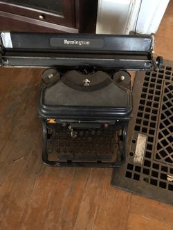 Máquina De Escribir Antigua