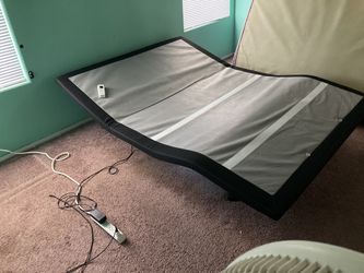 Queen Bed Adjustable Base With Light