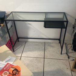 Steell Black IRon Glass Top Table It Can Hold One 65 Hinches TV