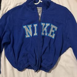 NIKE