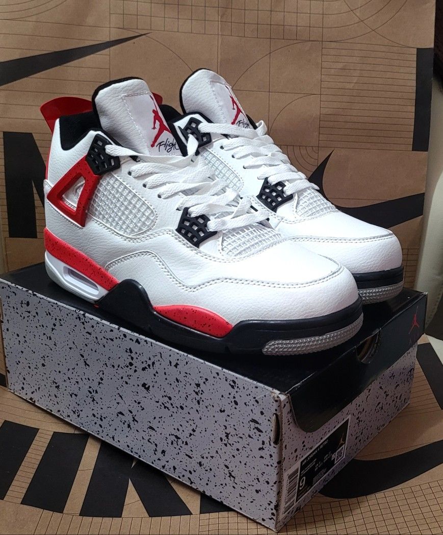 Jordan 4 Retro