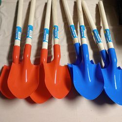 Shovels toys