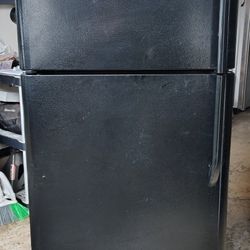 Black Fridge Delivered 